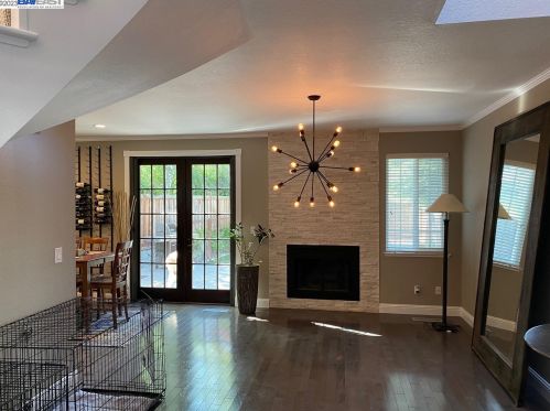 54 Summer Hill Ct, Danville, CA 94526-5651