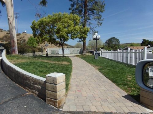30000 Hasley Canyon Rd, Santa Clarita CA  91384-3202 exterior