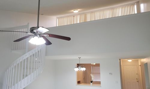 1504 Lakeview Dr, West Palm Beach, FL 33411-8784