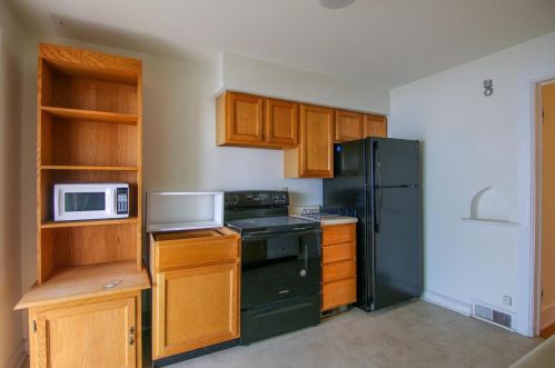 1022 Sherman Ave, Madison WI  53704-4233 exterior