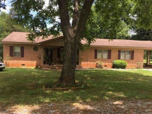 96 Robinson Ave, Winnsboro Mills SC  29180-9658 exterior