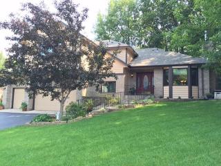 20954 Junco Trl, Lakeville, MN 55044-8695