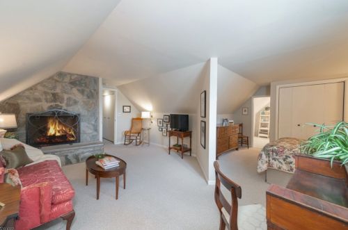 327 Longview Acres Ct, Fredon NJ  07860-6210 exterior