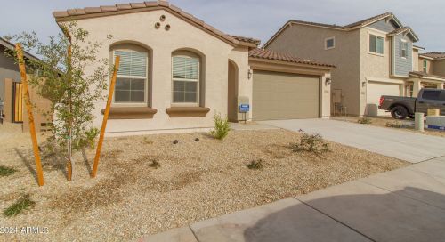 10916 Taylor St, Avondale AZ  85323-7900 exterior