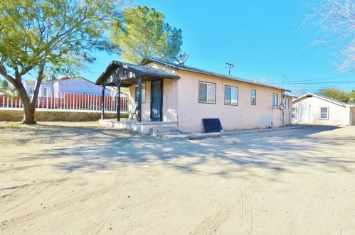 16772 Verde St, Victorville, CA 92395-3993