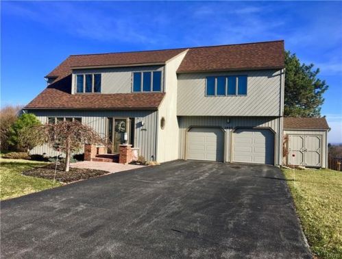 3995 Langerwood Ln, Syracuse, NY 13215-1115
