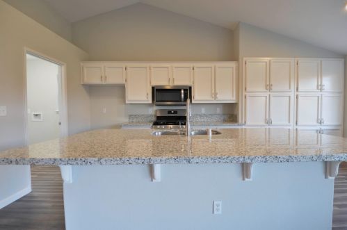 168 Driftwood Ct, Los Banos CA  93635-6302 exterior