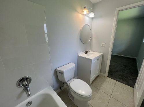 4392 Golfers Cir, West Palm Beach FL  33410-4610 exterior