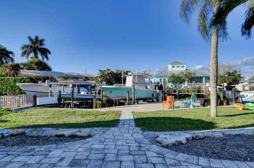 1463 Seagull Way, Palm City FL  34990-1733 exterior