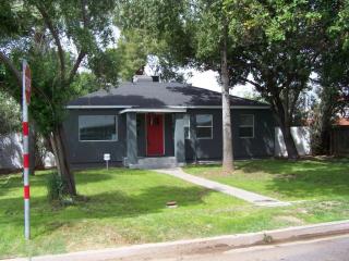 2828 24th Pl, Phoenix, AZ 85008-1047