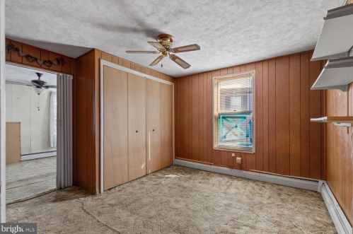 206 Ctr Ave, Dauberville PA  19533-8665 exterior