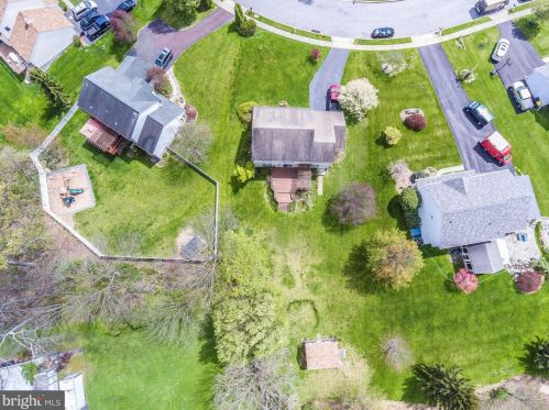 309 Williams Cir, Collegeville PA  19473-2344 exterior