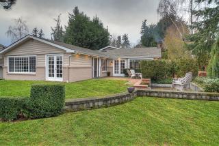 2423 84th Ave, Mercer Island WA  98040-2223 exterior