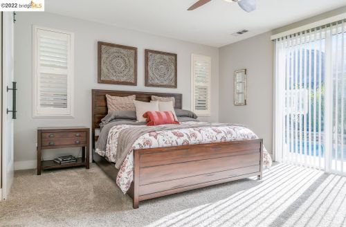 15 Solstice Ct, Oakley CA  94561-1759 exterior