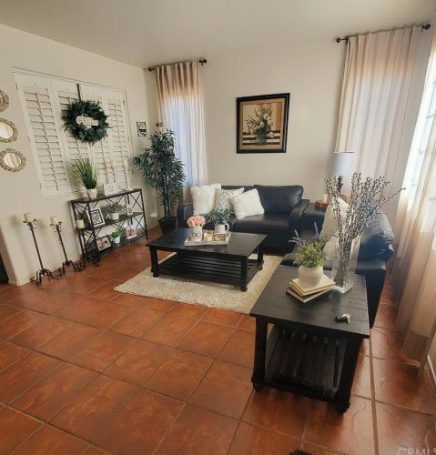 13145 Falcon Trl, Victorville, CA 92392-5510