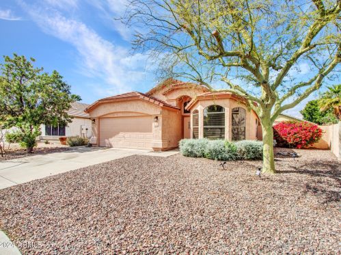 6428 Wahalla Ln, Glendale AZ 85308-5580 exterior