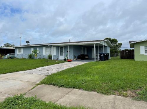 1414 Park Manor Dr, Orlando, FL 32825-5736