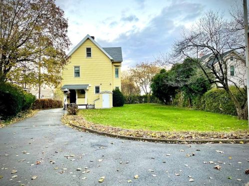 17 Sheffield St, New Britain, CT 06051-2717
