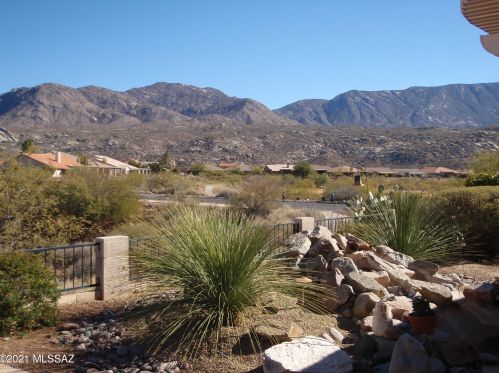 37531 Spoon Dr, Tucson, AZ 85739-1141