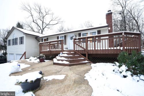 2515 Youngs Dr, Haymarket, VA 20169-1530