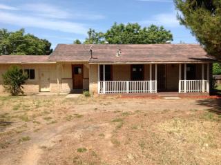 3475 Floradora Ave, Fresno CA  93703-4104 exterior