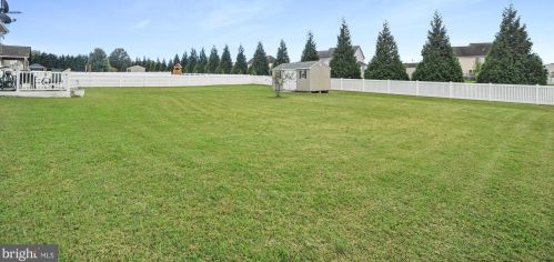 143 Robin Way, Magnolia DE  19962-2632 exterior