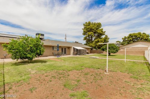 3623 Yorkshire Dr, Glendale AZ  85308-2335 exterior