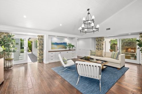 26 Hermitage Ln, Newport Beach, CA 92660-5212