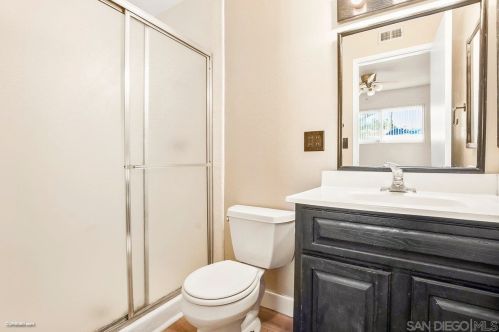 10859 Greenford Dr, San Diego CA  92126-2706 exterior
