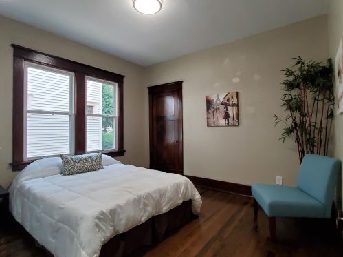 2137 62, Milwaukee WI 53213-2053 exterior