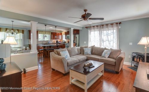 416 Carter Ave, Point Pleasant Beach NJ  08742-4105 exterior