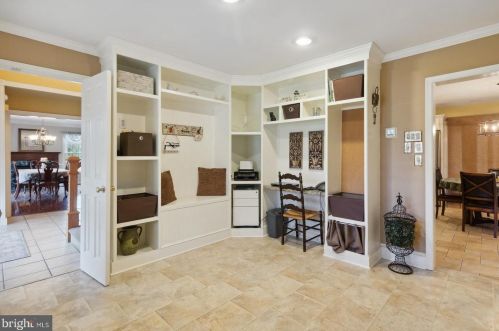 4 Newlin Way, Glen Mills PA  19342-1259 exterior