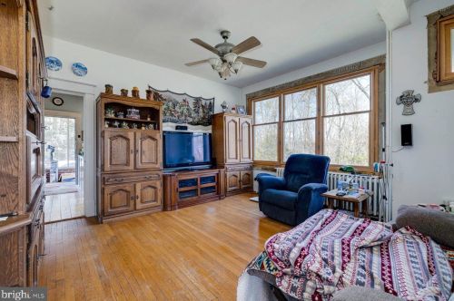 390 Forest Hills Dr, Richmond National Battlefiel VA  22835-9107 exterior