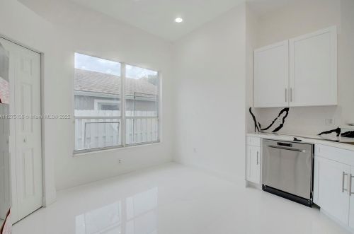 1260 144th Ave, Hollywood FL  33028-2921 exterior