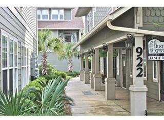 922 Porter Ave, Ocean Springs MS  39564-4610 exterior