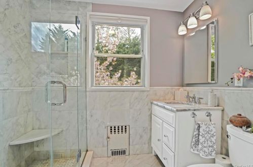 533 Highbrook Ave, New Rochelle NY  10803-2227 exterior