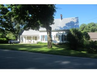 219 Justin Morrill Memorial Hwy, Strafford VT  05072-7703 exterior