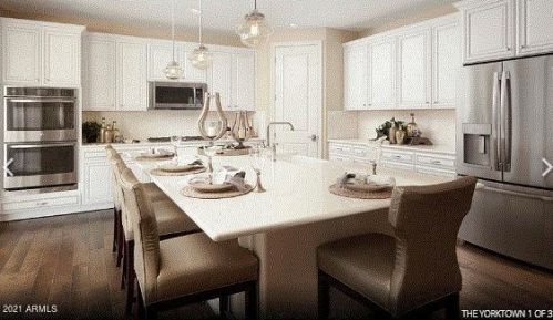 571 Angel Dr, Chandler, AZ 85249-5054