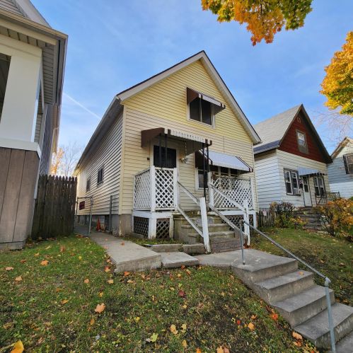 2765 Buffum St, Milwaukee, WI 53212-2510