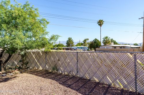 8409 Mary Dr, Tucson AZ  85730-2038 exterior