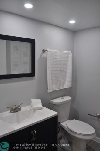 1200 137th Ave, Hollywood FL  33028-2330 exterior