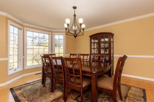 34 Mudry Farm Rd, Brookfield Center CT  06804-3542 exterior