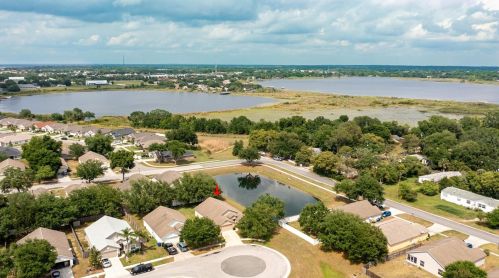2384 Barons Ct, Tavares, FL 32778-5747
