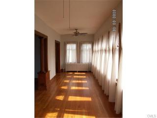 45 Stone St, Danbury CT  06810-8010 exterior