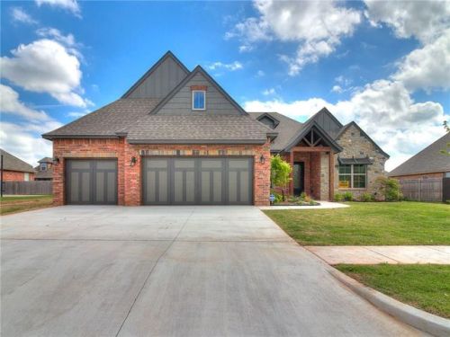 13204 6th St, Yukon, OK 73099-6558