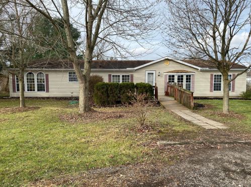 81 Amber Rd, Pataskala, OH 43062-9342