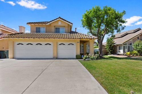 6847 Stone Pine Ct, Chino, CA 91710-7414