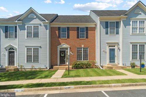 14144 Madrigal Dr, Woodbridge, VA 22193-5991