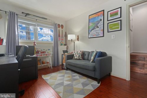 7360 Old Pohick Way, Lorton VA  22079-1564 exterior