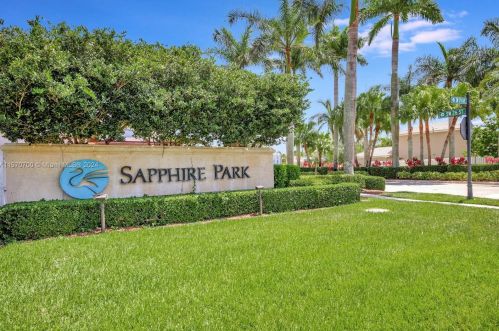 2728 177th Ave, Hollywood FL  33029-5142 exterior